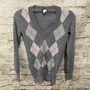 J Crew Gray Pink Argyle Print Merino Wool V Neck Thin Knit Sweater